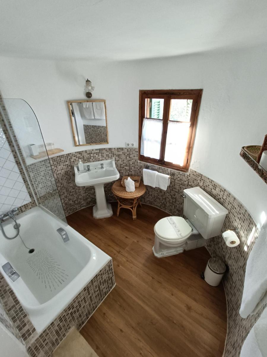 Sa Plana Petit Hotel - Housity