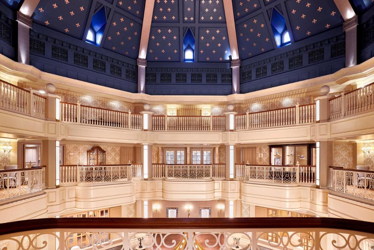 Photo de la galerie de l'établissement Disneyland® Hotel, à Chessy