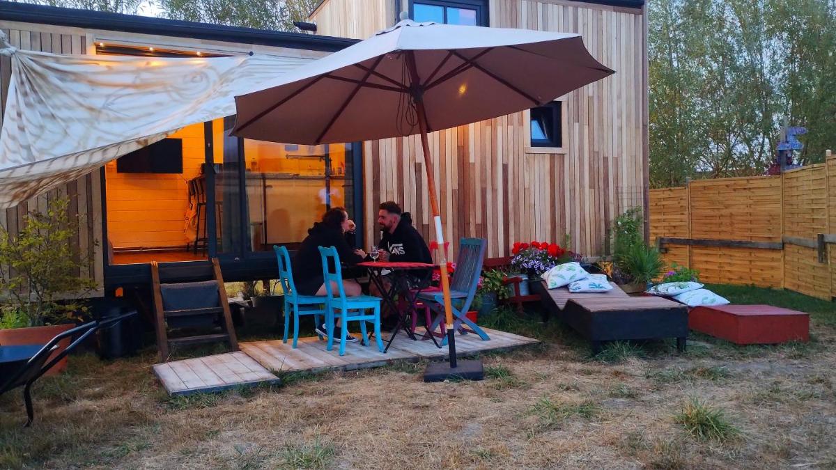 Tiny house, sauna hot tub Gesves Namur Ardennes - Housity