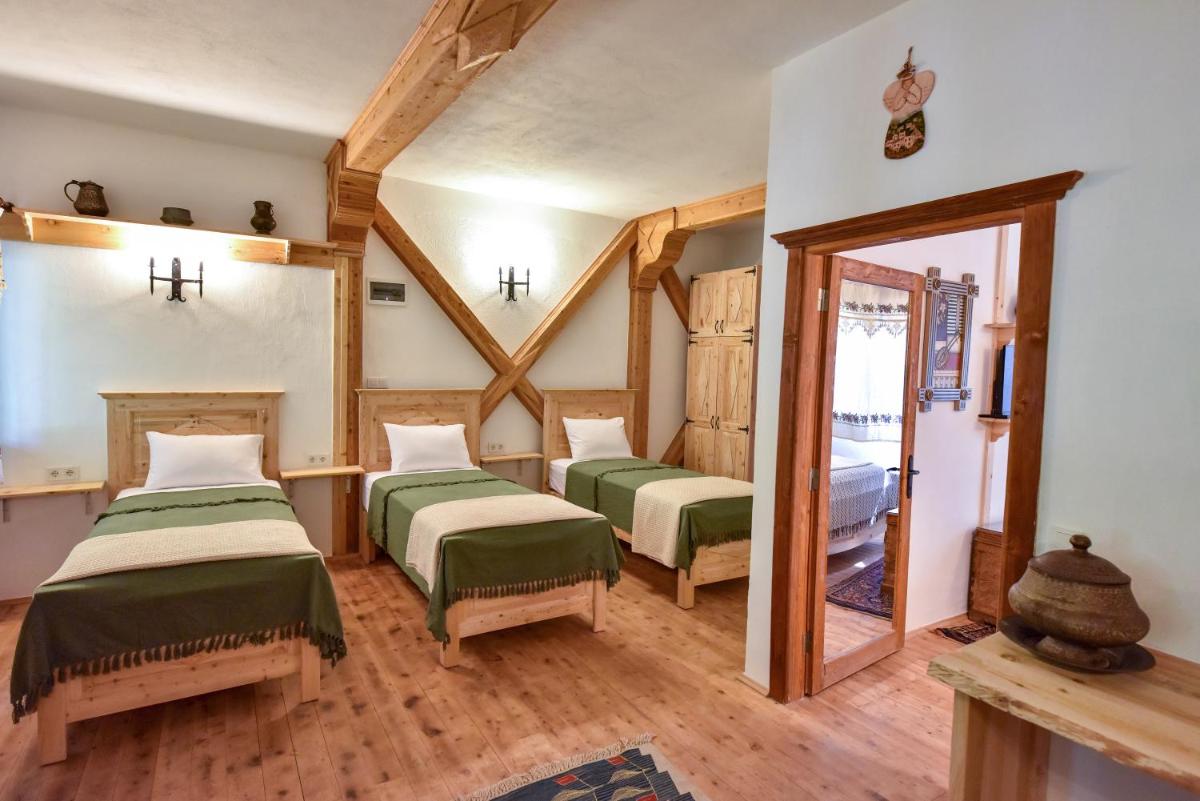 Pyramid Boutique Hotel - Housity