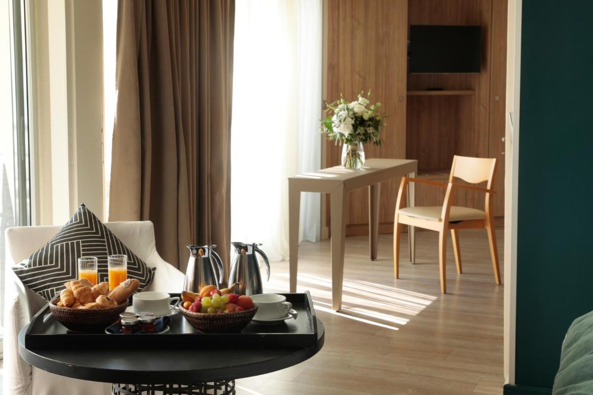 Nourriture dans l'hôtel ou à proximité
