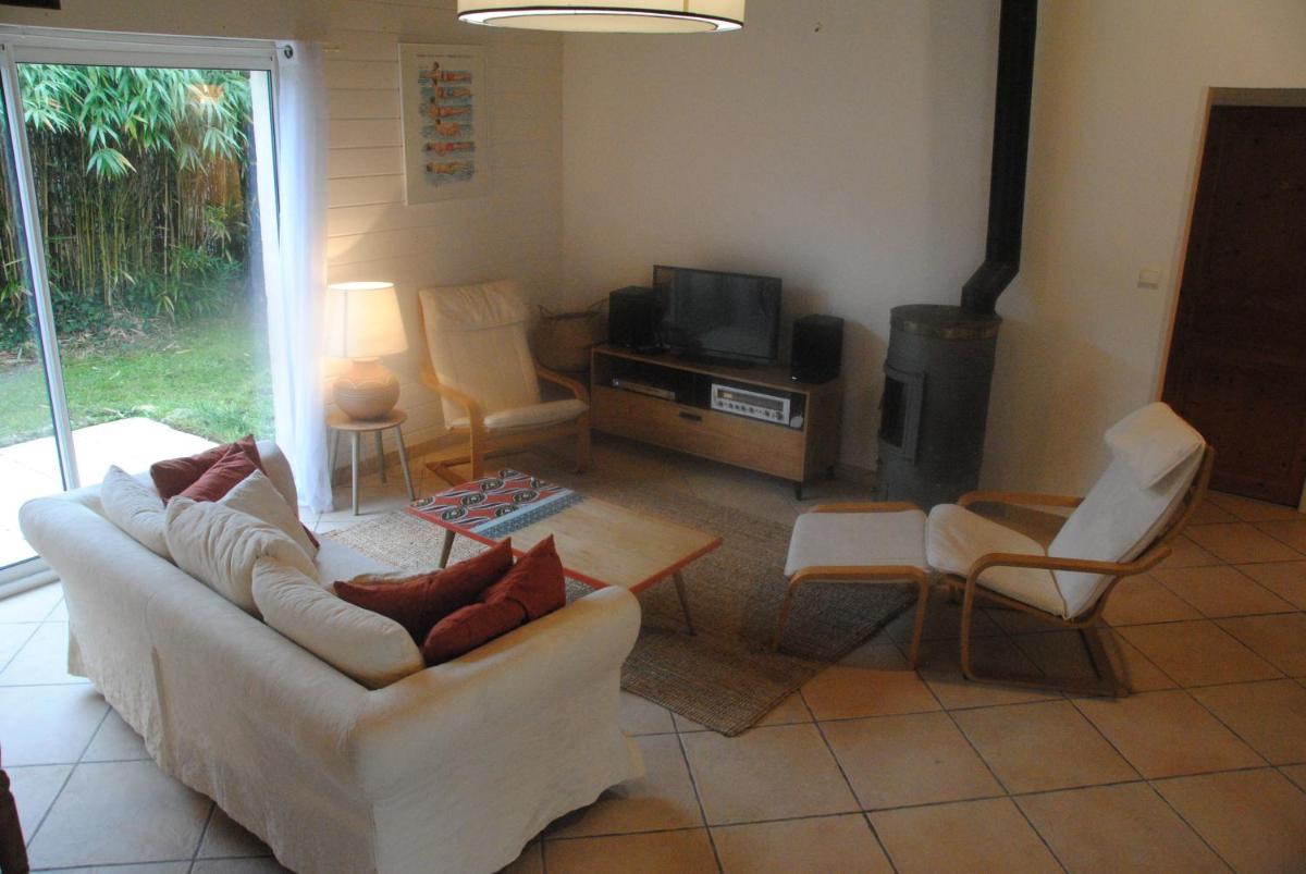 Belle maison avec vue et jardin au Chateau d'Oleron - Housity