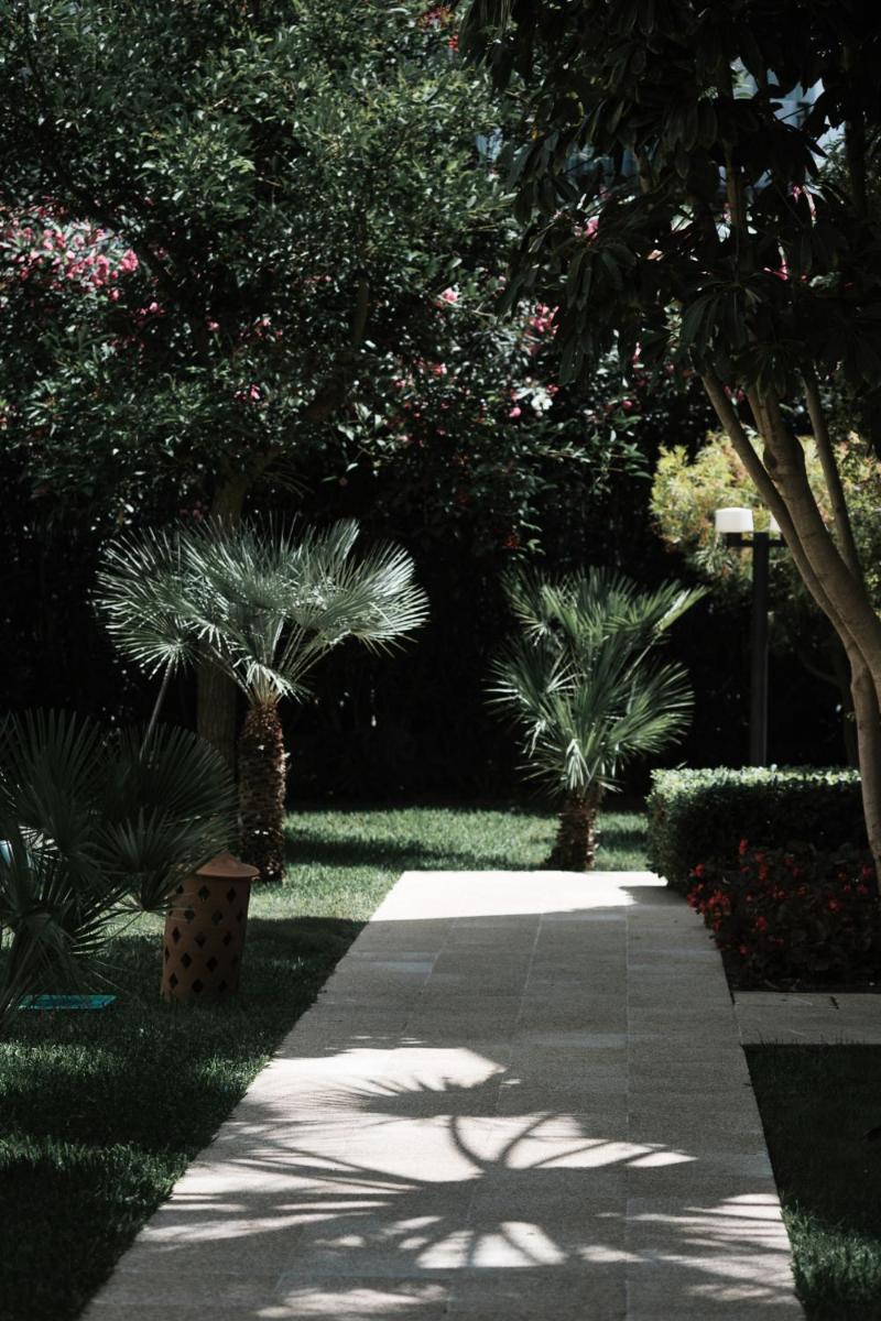 Jardín al aire libre en Prinsotel Alba & Spa