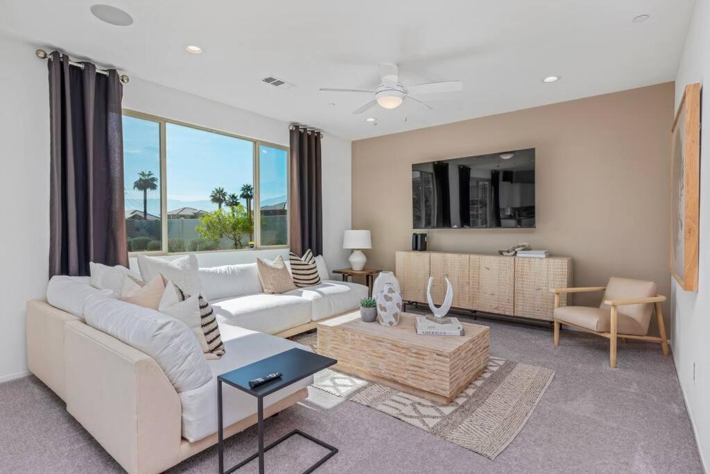 Suitetrails - 5 BR Coachella Valley Home