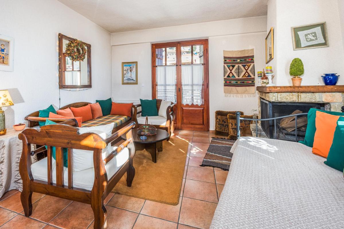 Nelfi's apartments IΙΙ - Αράχωβα - Housity