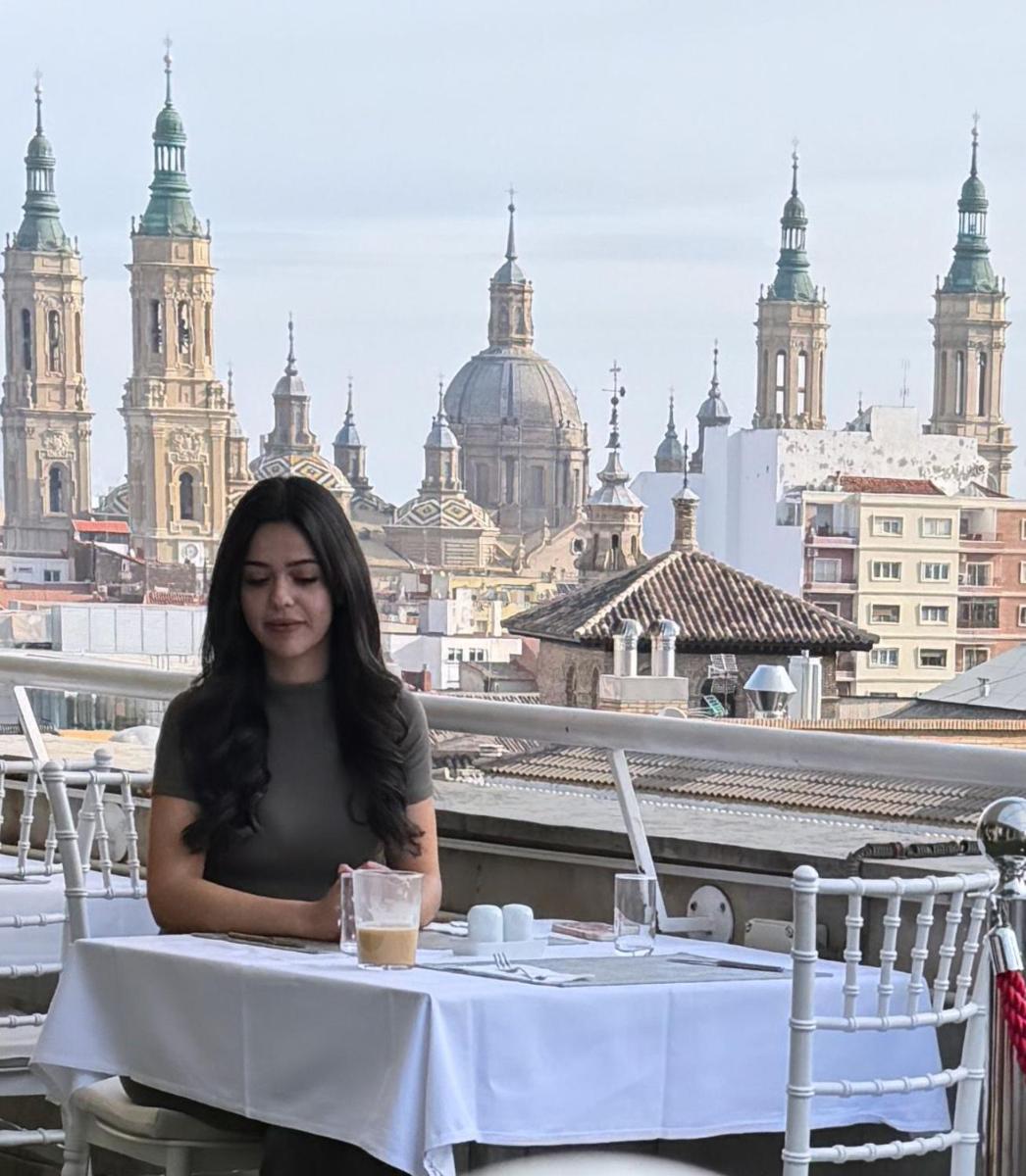 Clientes alojados en Aparthotel Los Girasoles