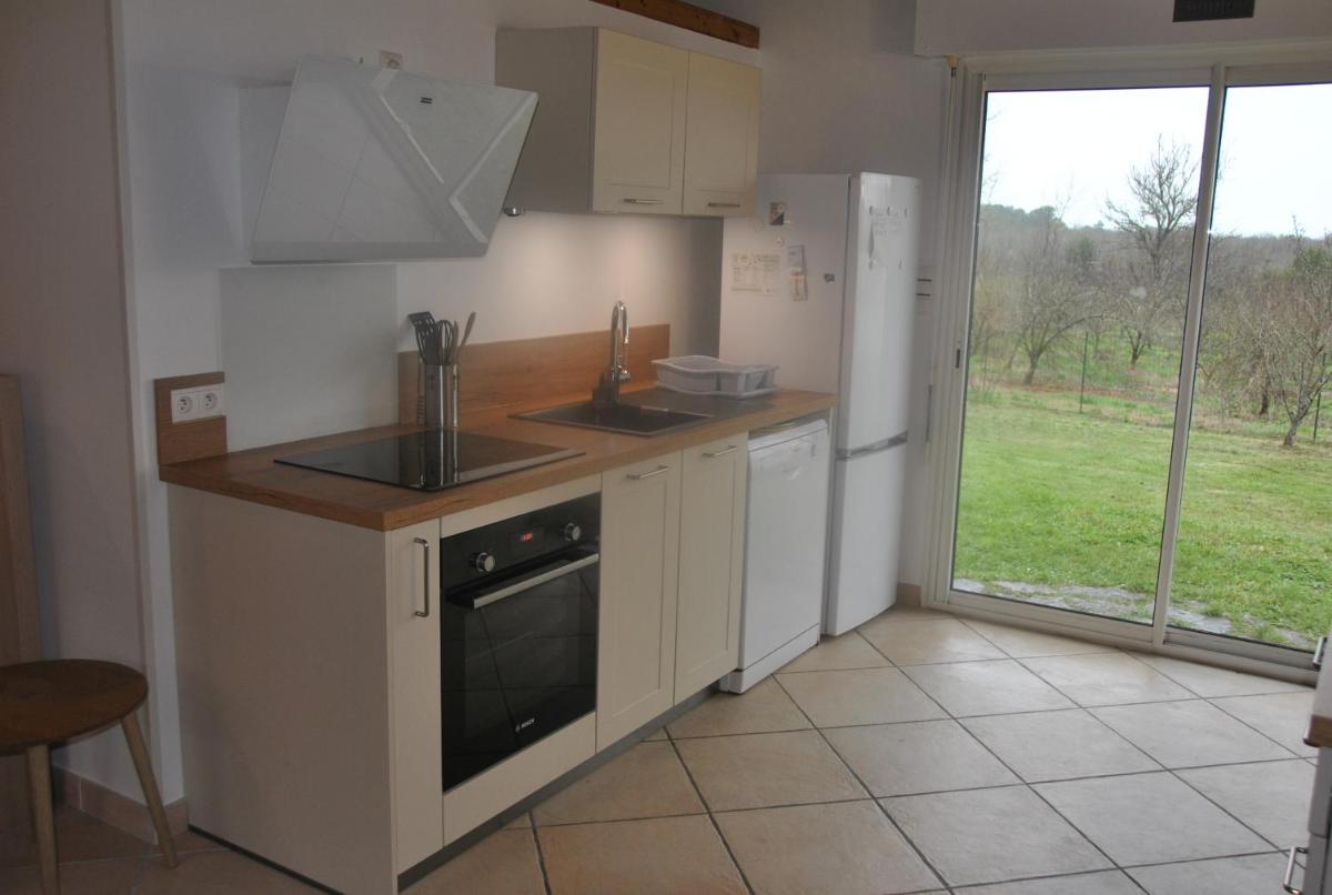 Belle maison avec vue et jardin au Chateau d'Oleron - Housity