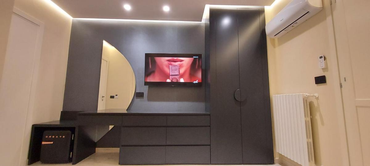 Lungofiume Suite - Housity