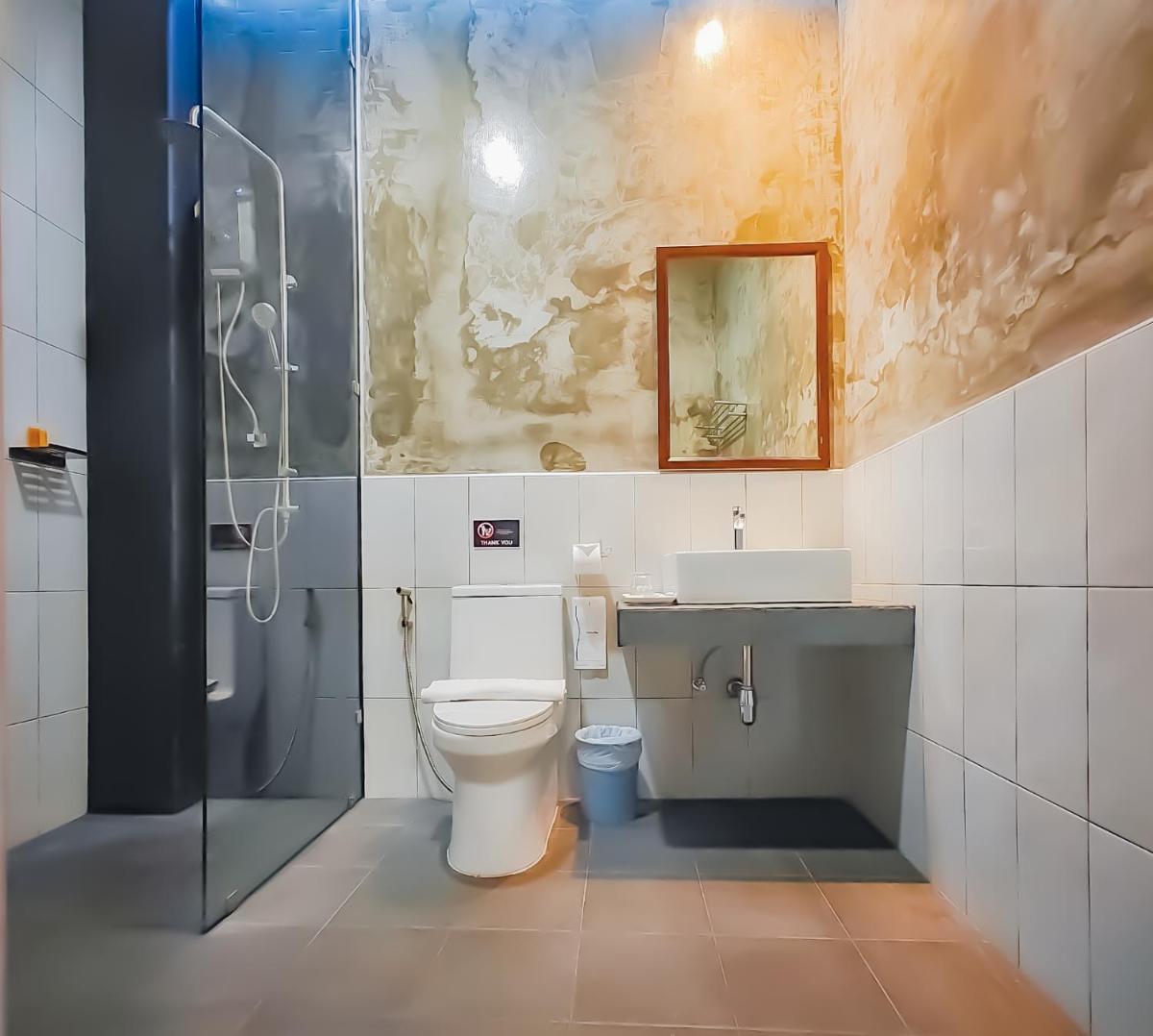 The Riva Vientiane Hotel - Housity