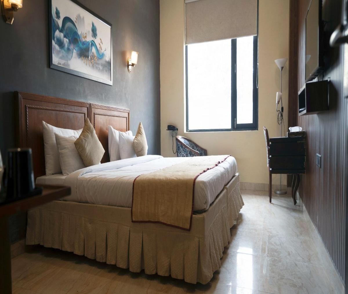 Ashira Inn - Housity