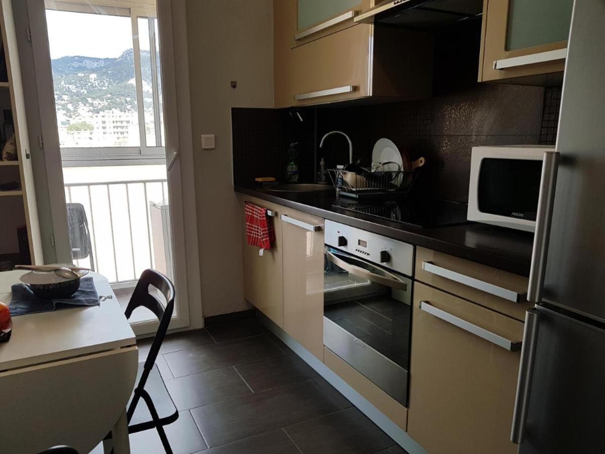 Suitetrails - Guest apartment in Toulon center (Champ de Mars)