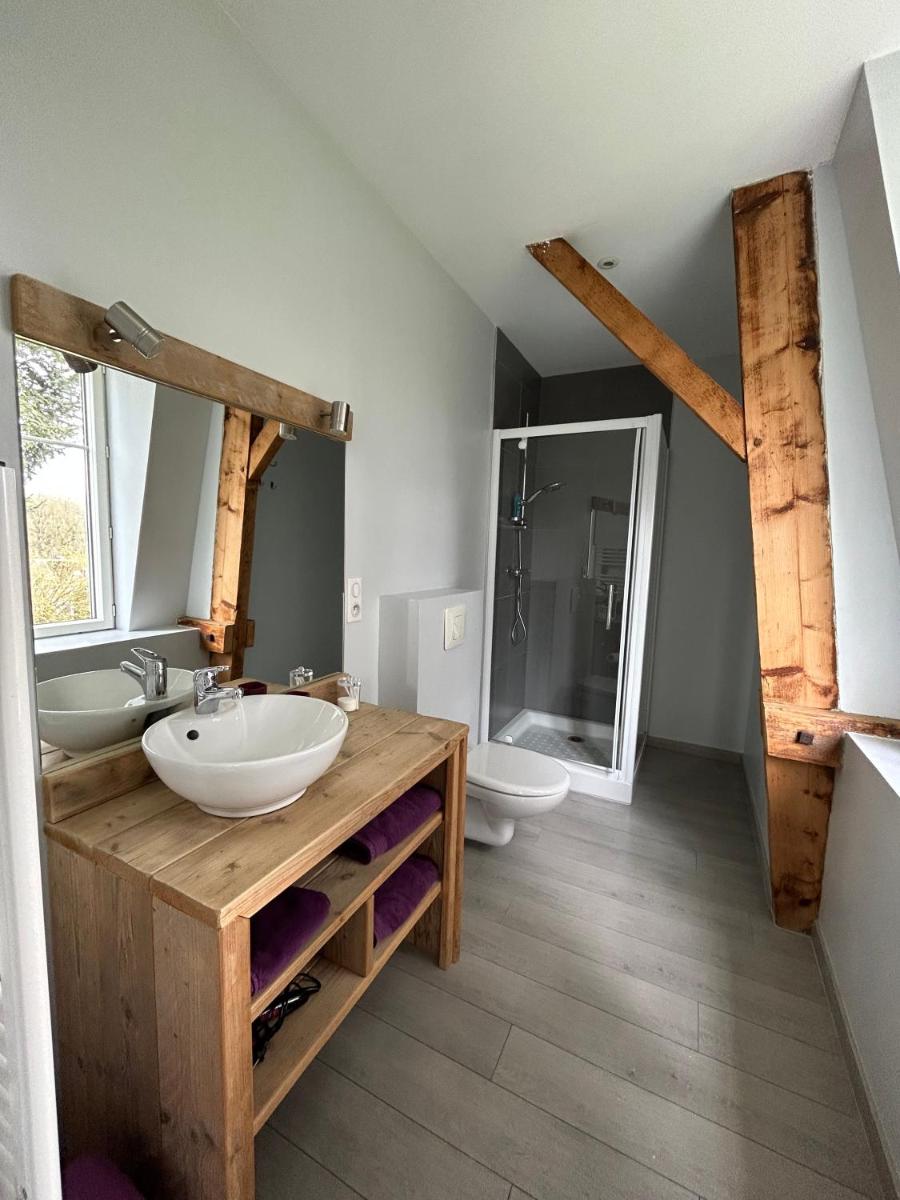 Chambres d'Hotes Noir Lion - Housity