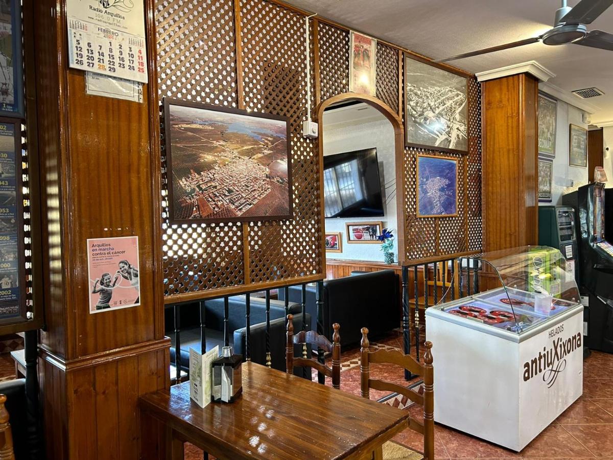 Hostal Restaurante La Noria - Housity