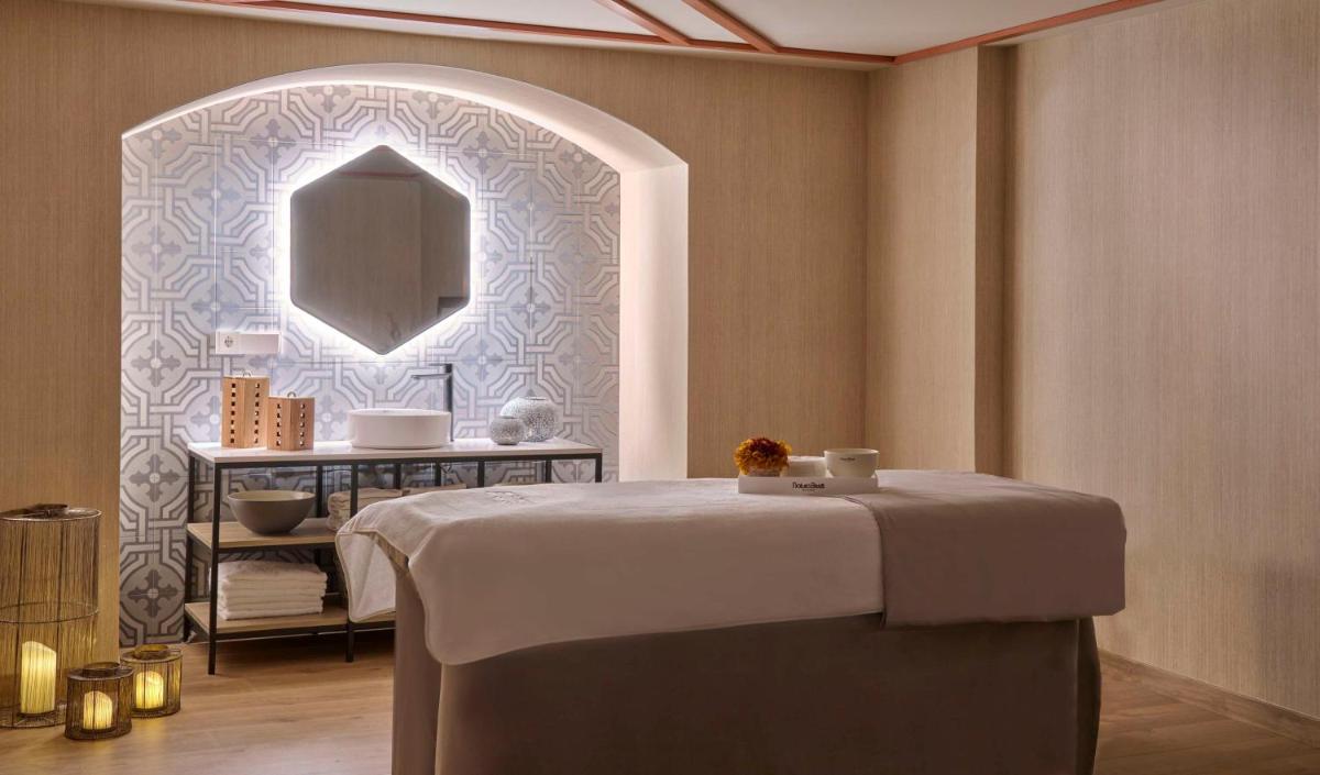 Cama o camas de una habitación en Grand Hyatt La Manga Club Golf & Spa