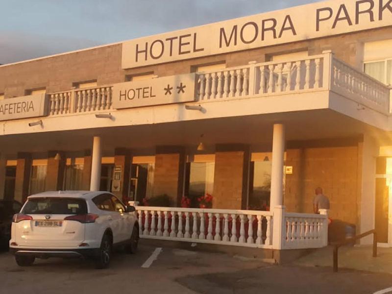 hotel mora park - Housity