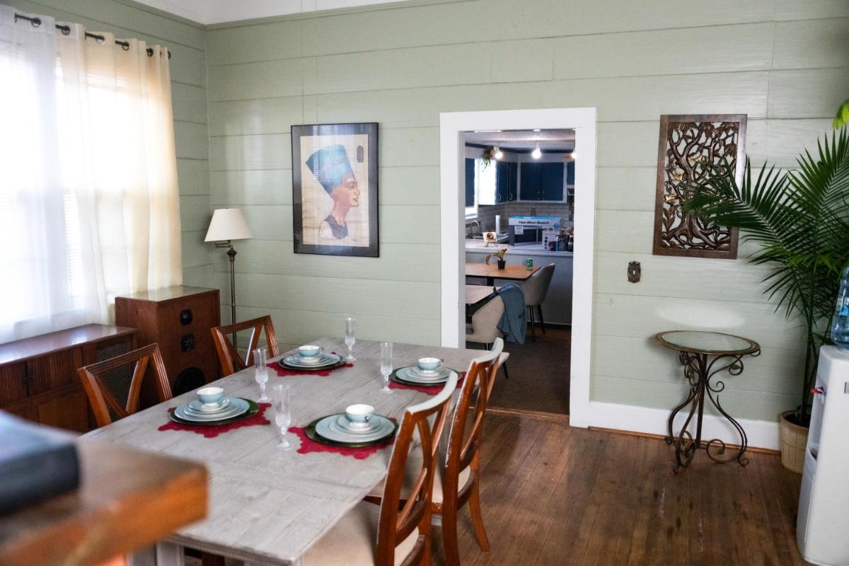 The Fresh Eats Retreat - Housity