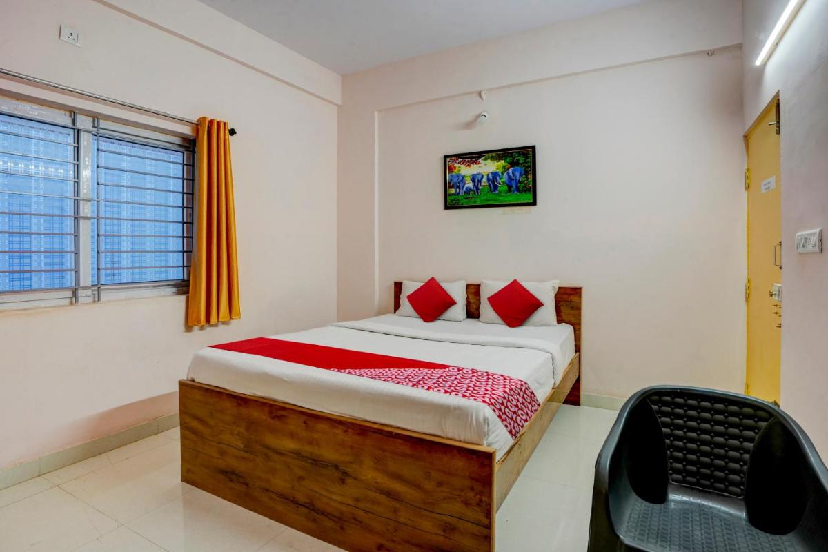 OYO Flagship Hotel VBH Inn - Housity