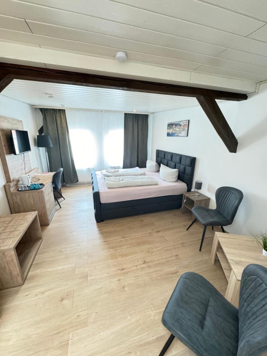 Pension Sonnenschein - Housity