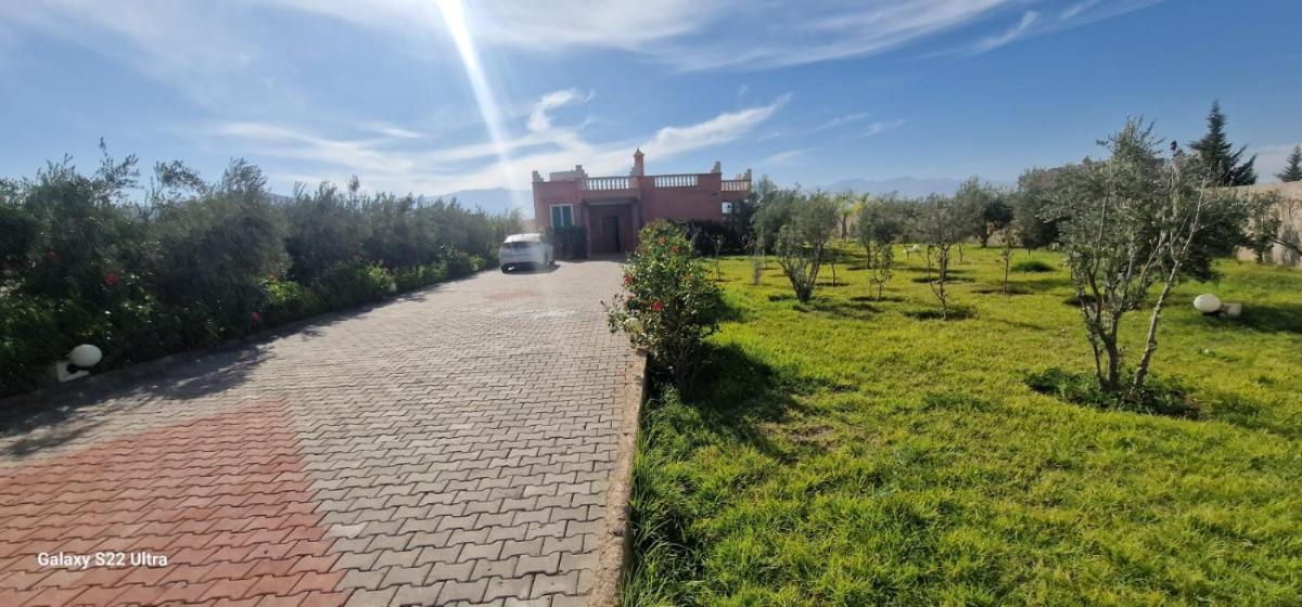 DAR MORAD villa entière avec piscine privée ds une ferme de 4Ha - Housity