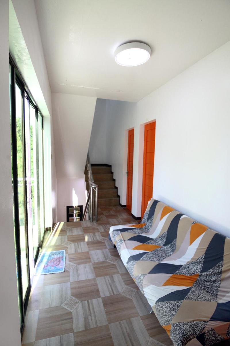 Island View Whitehouse Camotes - Housity