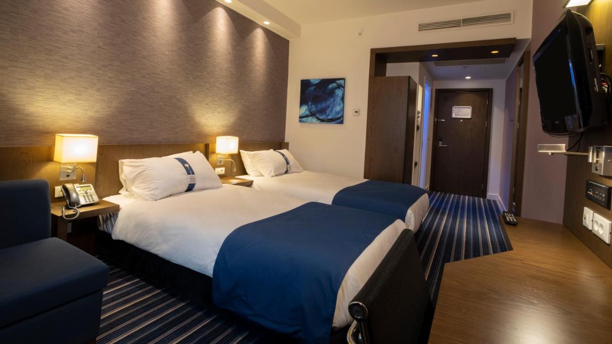 FEZ INN Hotel - Housity