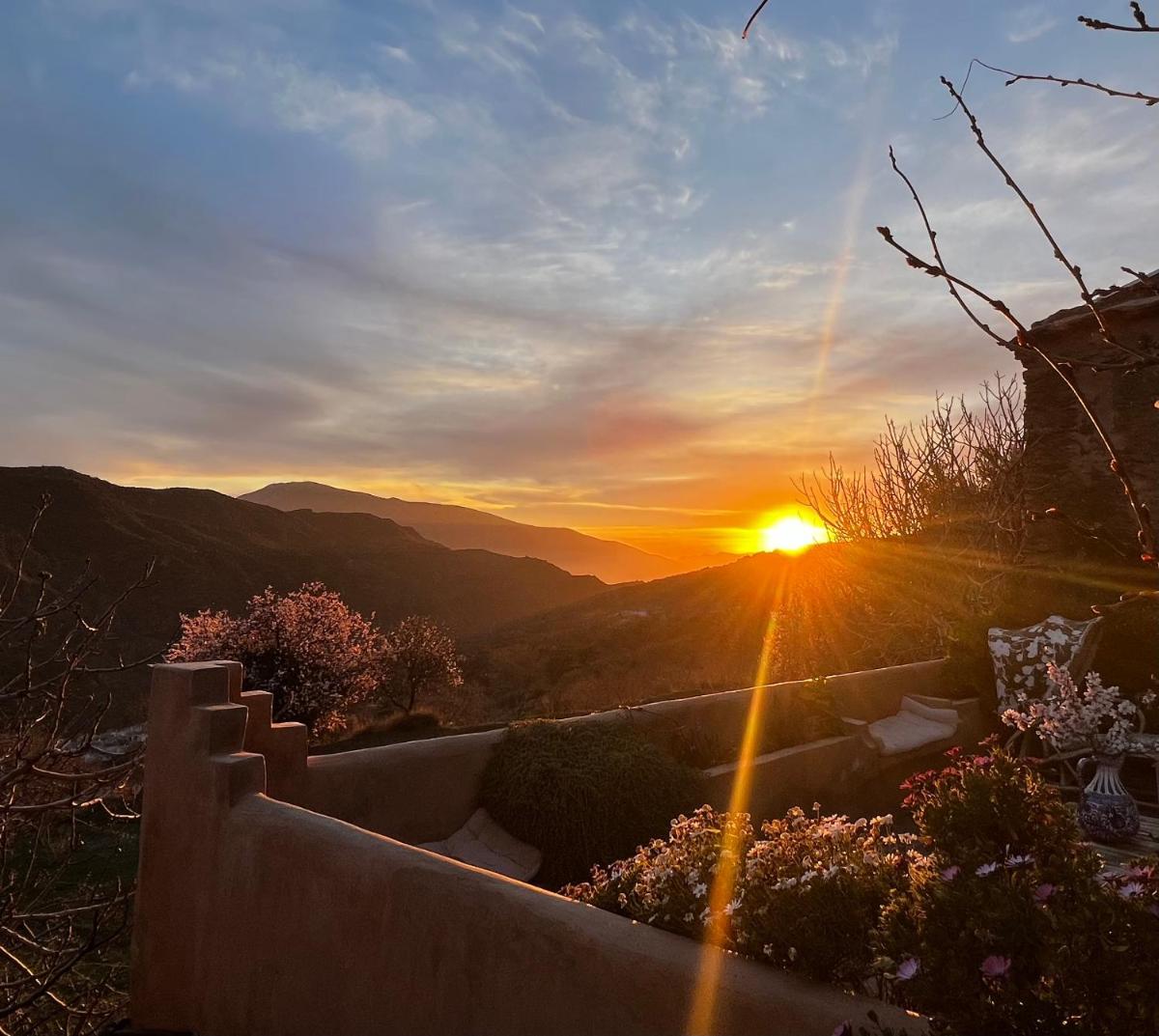 Rural House, heated pool & steam room, Casa Aloe. - Housity