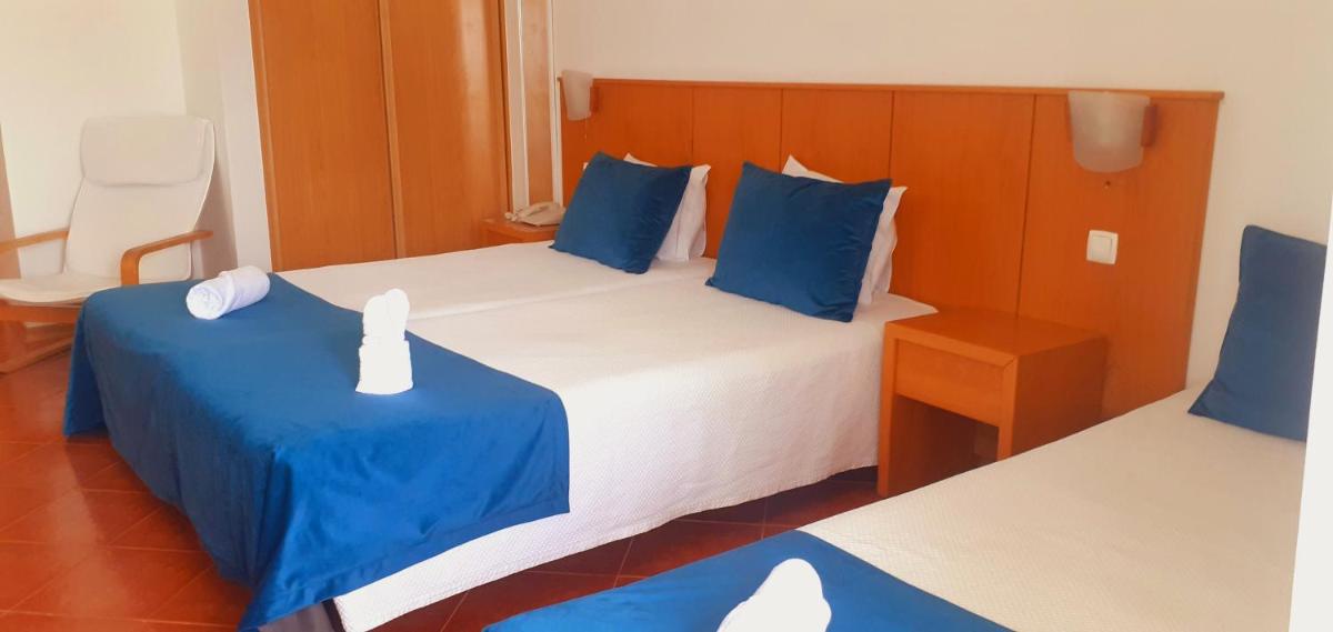 Hotel Santa Cruz - Housity