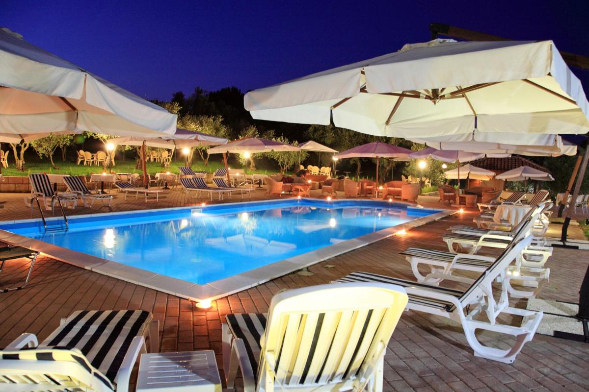 Il Borgo sul Lago - Housity