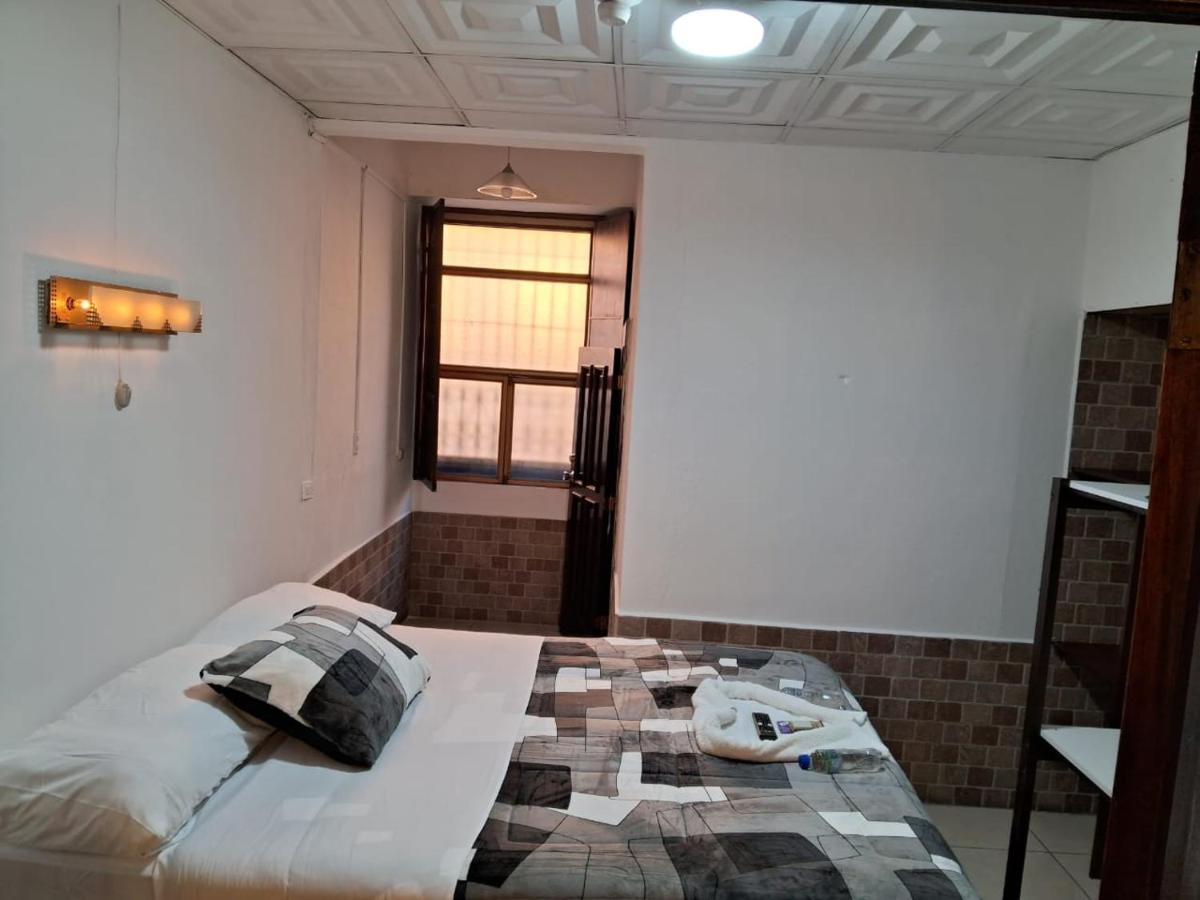 Suitetrails - Hotel Kamelot Parque Central