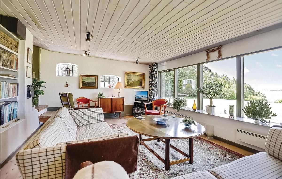 Three-Bedroom Holiday Home In Stege - Housity