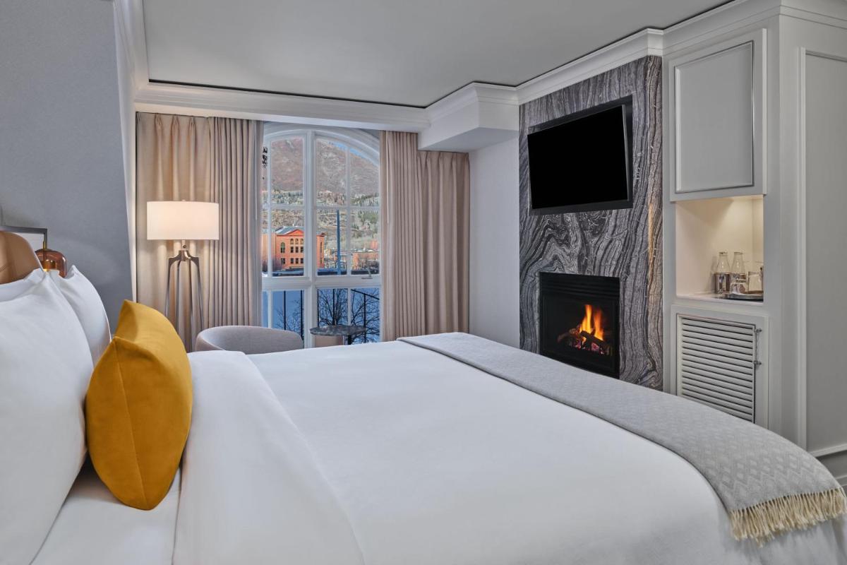 St. Regis Aspen Resort - Housity