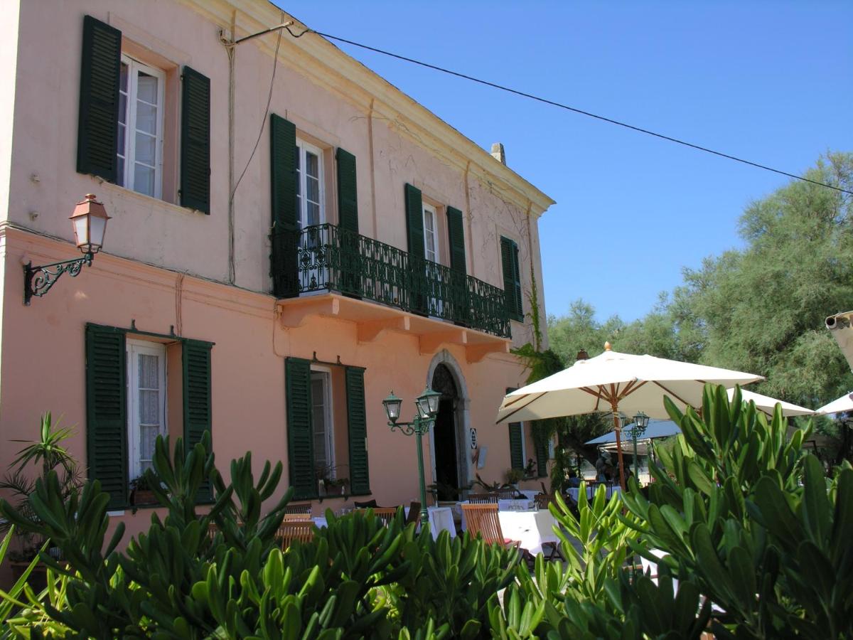 Hotel-Restaurant Le Vieux Moulin - Housity