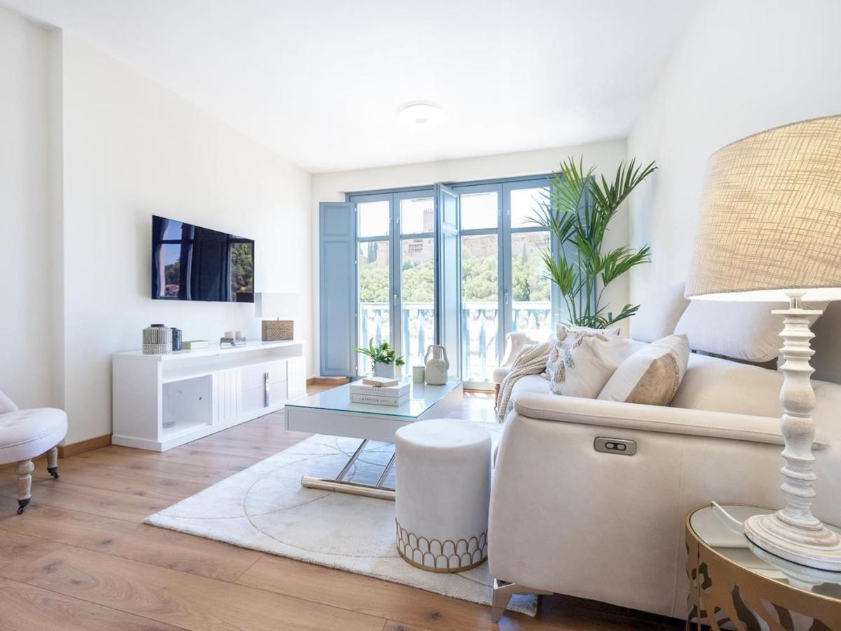 A piece of heaven over the Alhambra 2BR - Housity