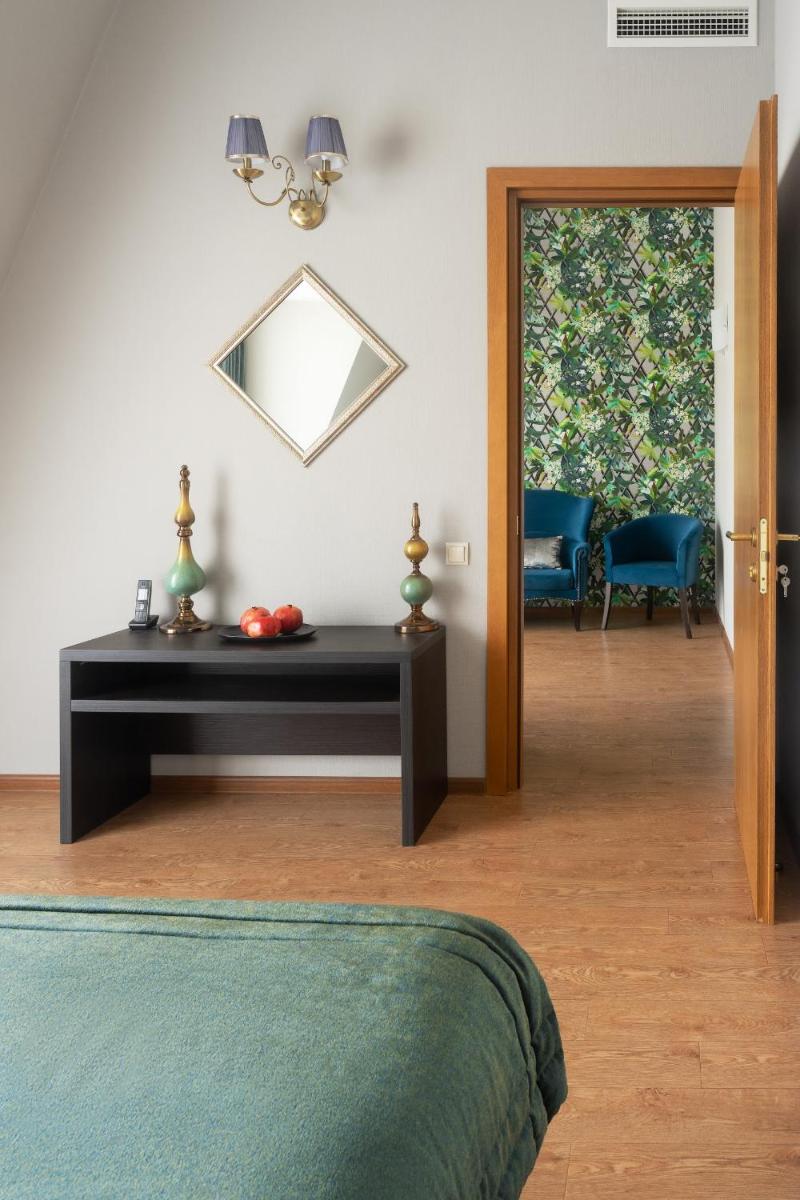 Sephia Hotel - Housity