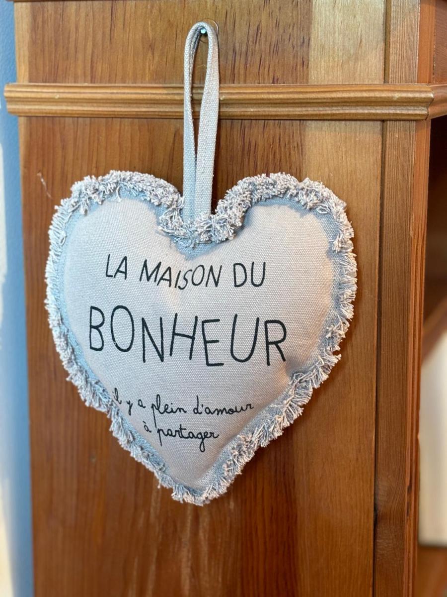 Le Petit Bonheur - Housity