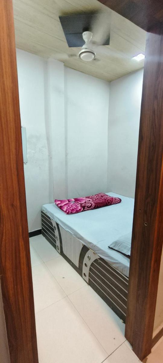Hotel Diamond Guest House - Housity