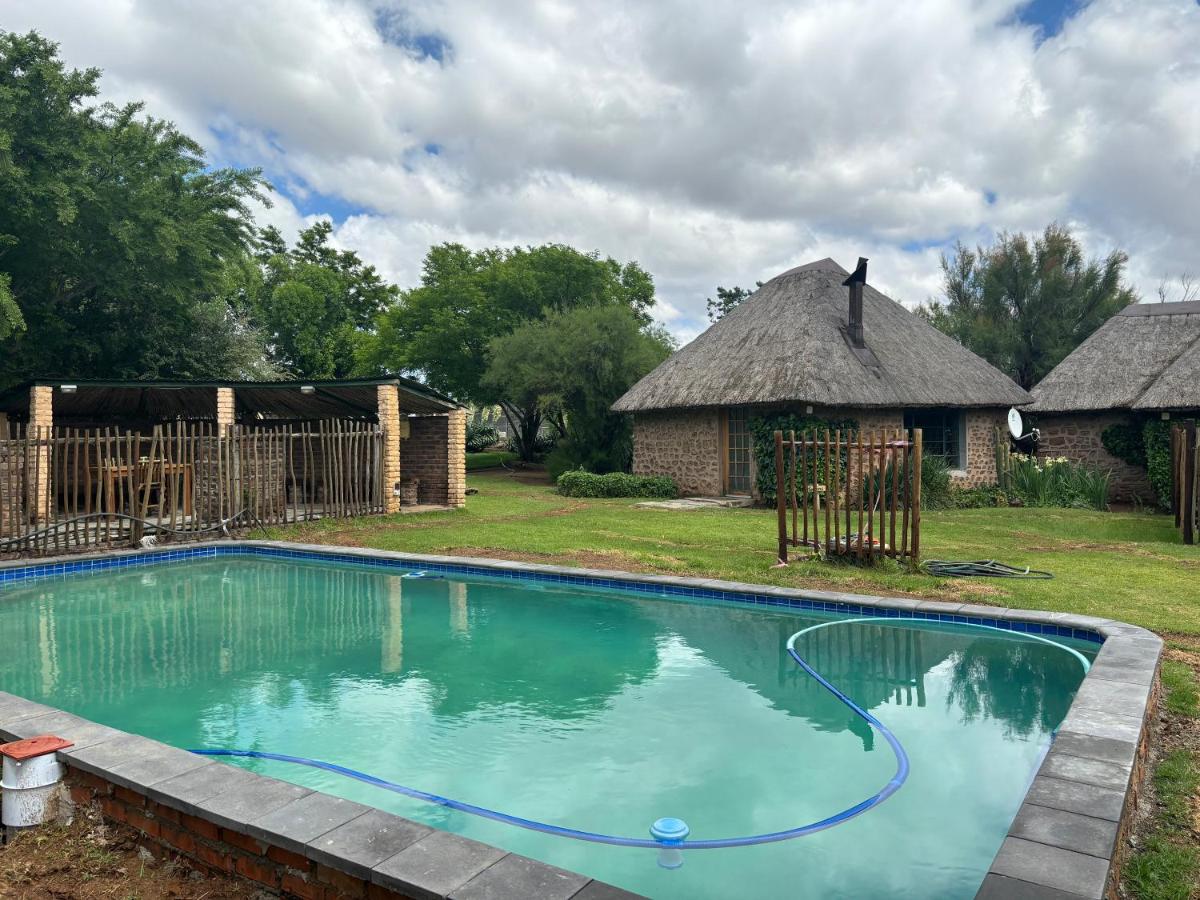 Safari Park Guest Farm - Housity