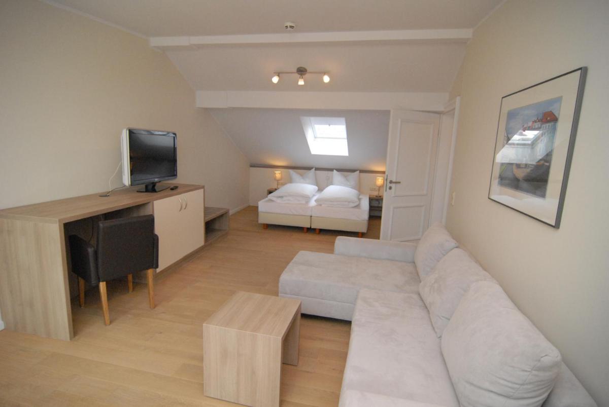 Hotel am Goethehaus - Housity