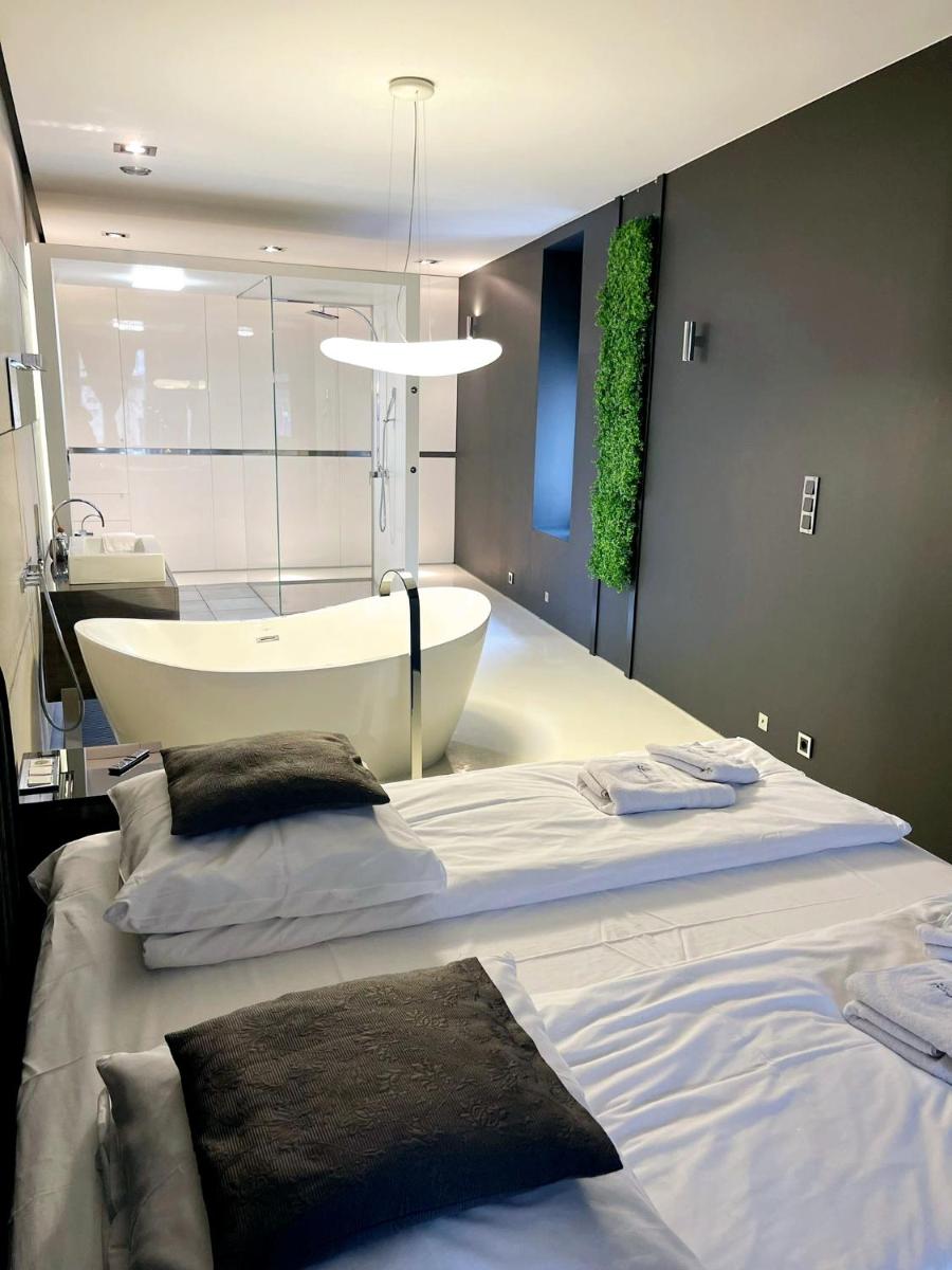 Apartament z jacuzzi City Life Centrum - Housity