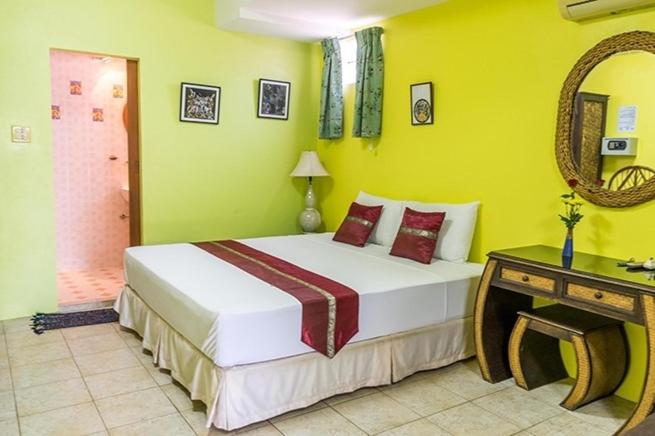Chez Charly Bungalow - Housity