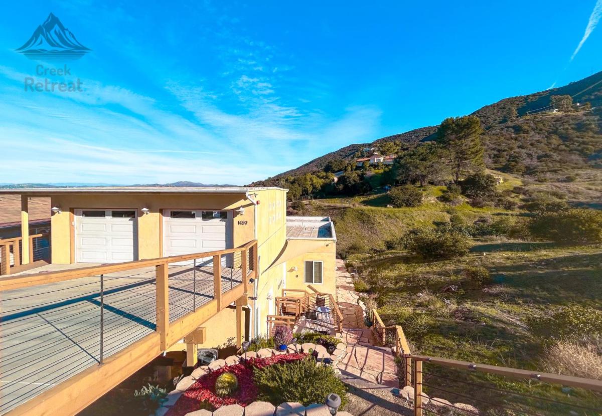 The Cozy Creek Retreat - Housity