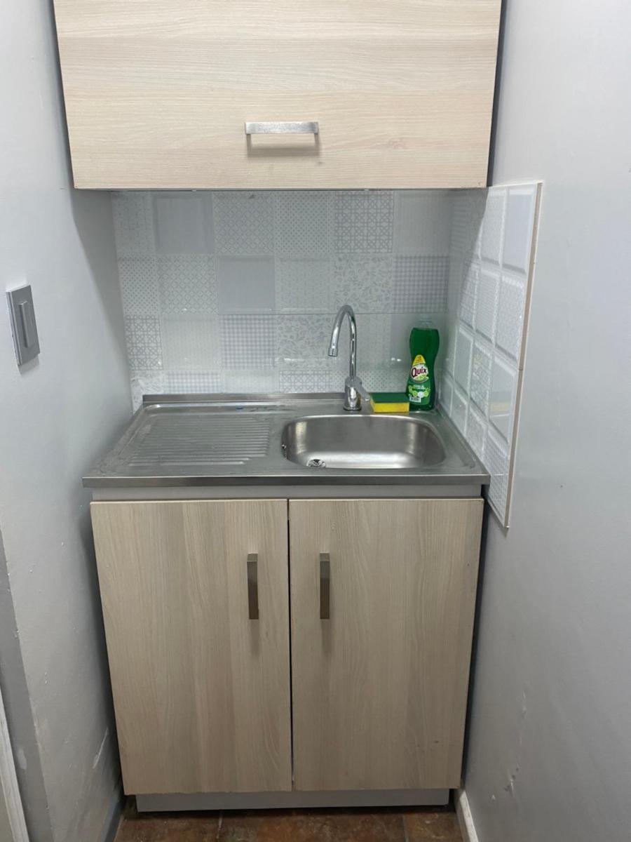 Departamento Studio - Carrera - Factura - Central - Empresas - Parking - Wifi - Aire acondicionado - Housity