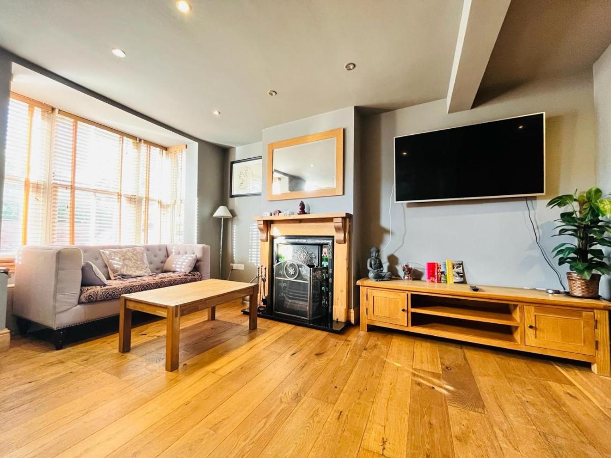 Simpsons Cottage - Grove Road Cottages - Housity