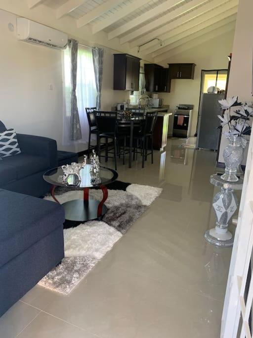 MJ Manor - Housity