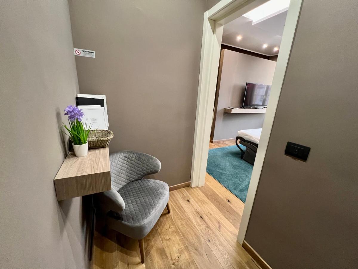 NEW WONDERFUL BILO WITH WALK-IN CLOSET from Moscova Suites Apartments - Housity