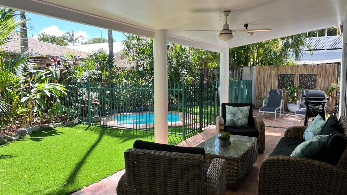 Privacy on Ti Tree - Housity