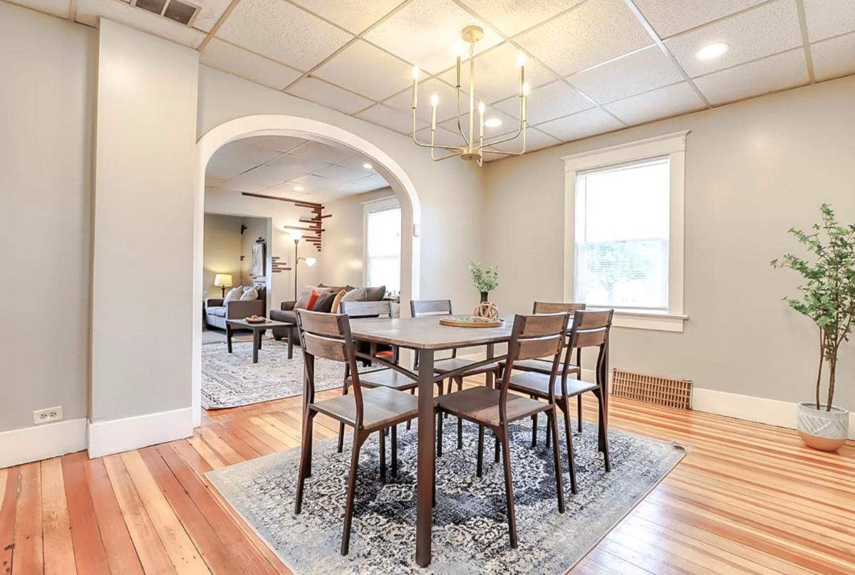 Suitetrails - Perfect Getaway - 4bd 2bath in heart of Lincoln