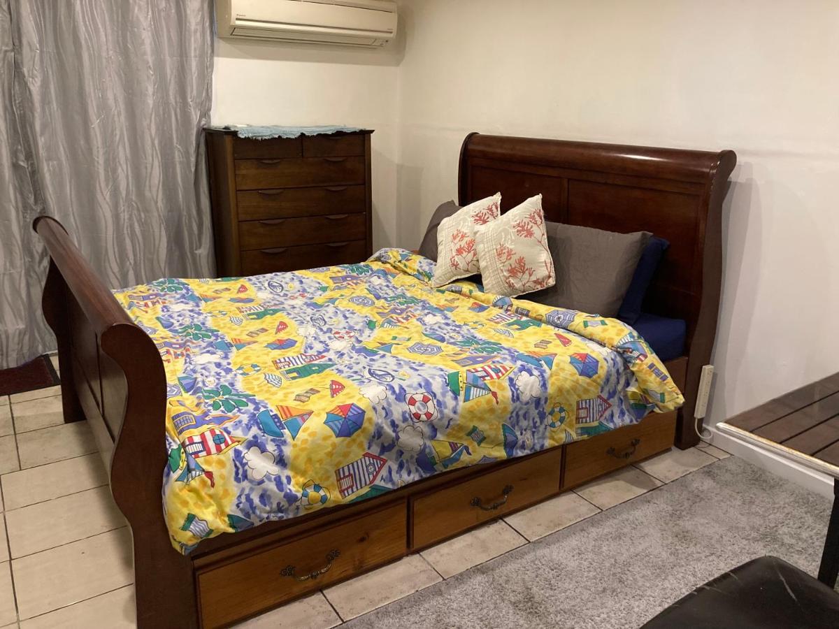The Crib - Housity