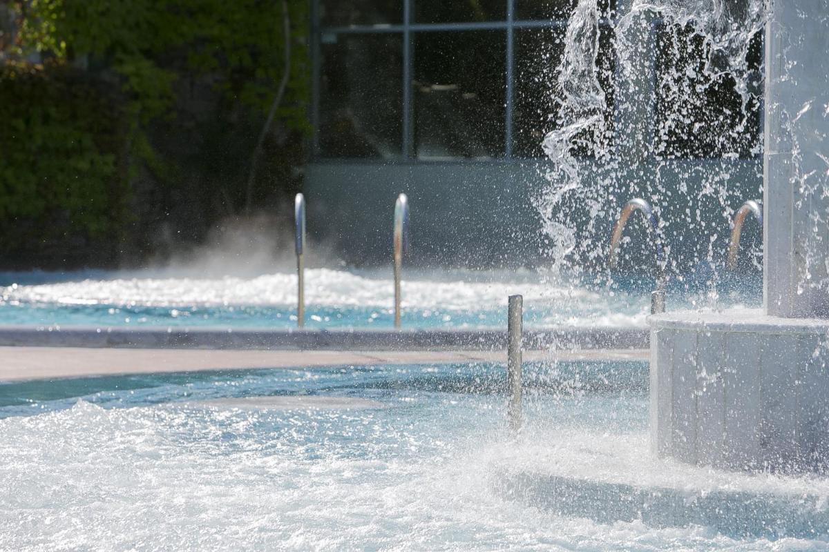 Piscine de l'établissement Best Western Hotel Sourcéo ou située à proximité
