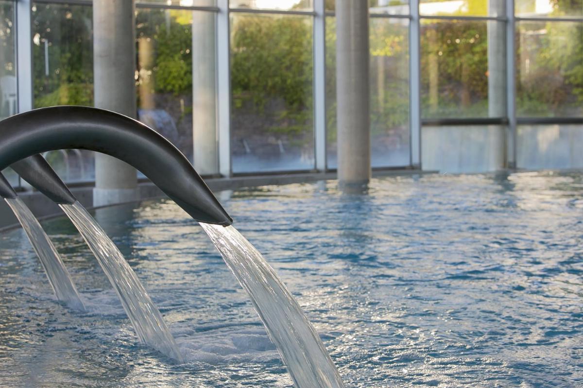 Piscine de l'établissement Best Western Hotel Sourcéo ou située à proximité